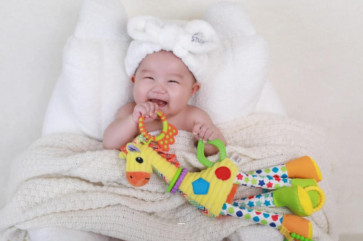 金湖14个月宝宝不会走路